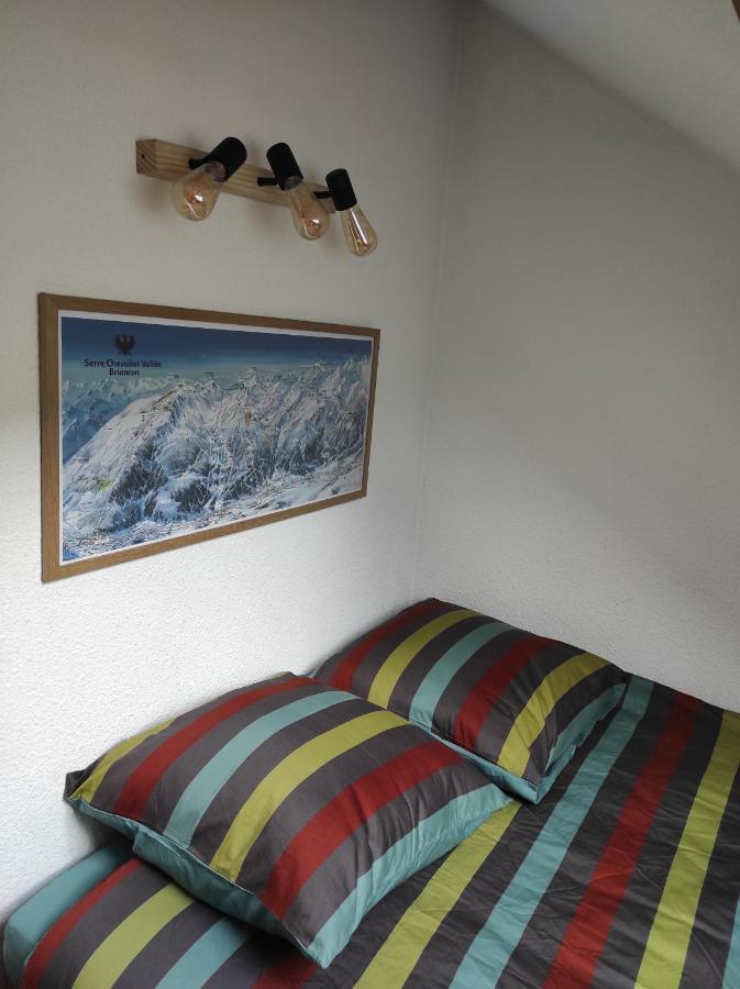 Appartement Vue Montagne, Cosy Et Chaleureux Briançon Exterior foto